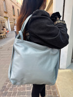 Modello Nicole
