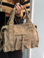 Modello giada rettangolare camoscio